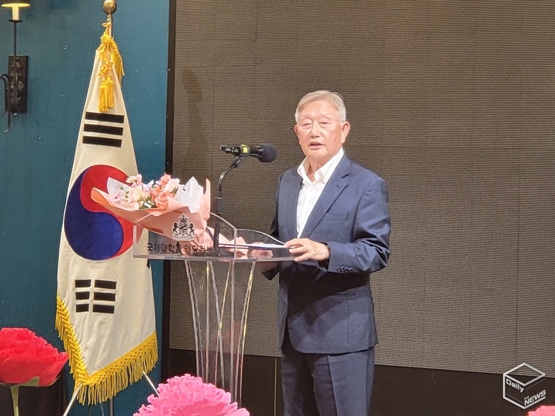 서경덕 민세사업회 부회장