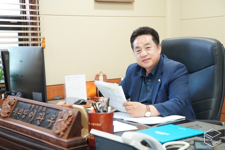 이관우 부의장