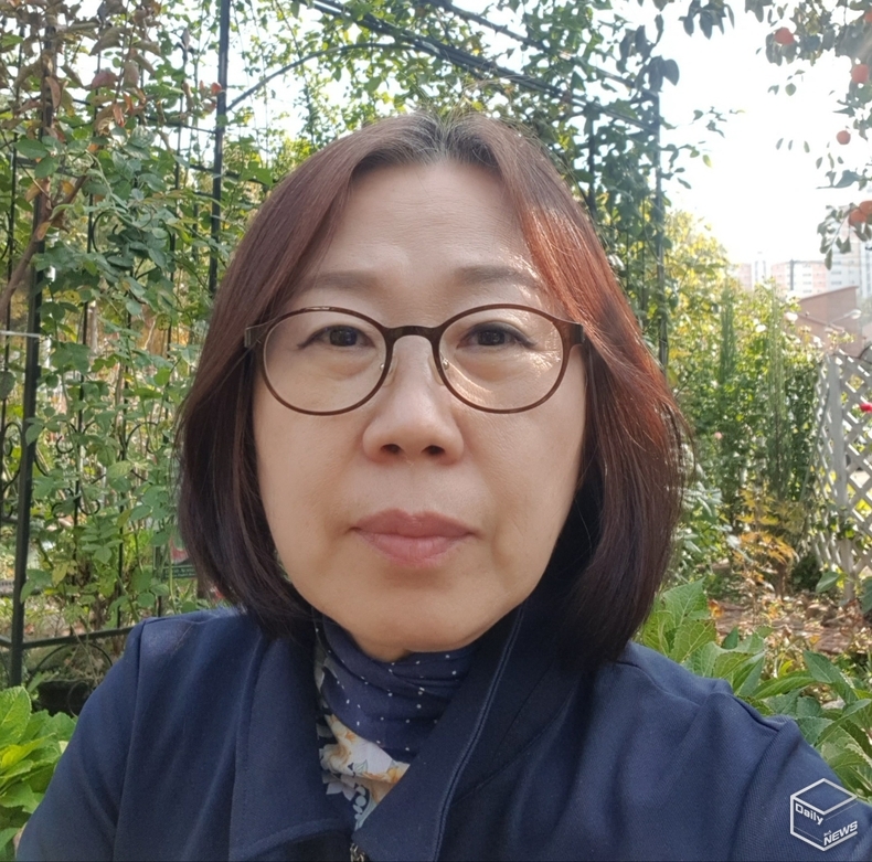 (전)건국대 졸업, 충남대 미술학 석사 및 이학박사(문화예술마케팅)<br>
(전)임립미술관 부관장<br>
(현)아트컴예술나눔(봉사단체) 대표<br>
(현)임립미술관 객원큐레이터<br>
(현)한국미협 평택지부 회원