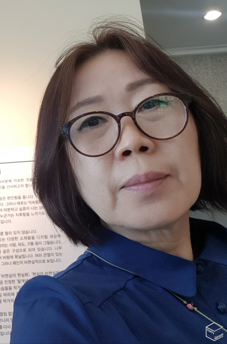신은주<br>
(전)건국대 졸업, 충남대 미술학 석사 및 이학박사(문화예술마케팅)<br>
(전)임립미술관 부관장<br>
(현)아트컴예술나눔(봉사단체) 대표<br>
(현)임립미술관 객원큐레이터<br>
(현)한국미협 평택지부 회원