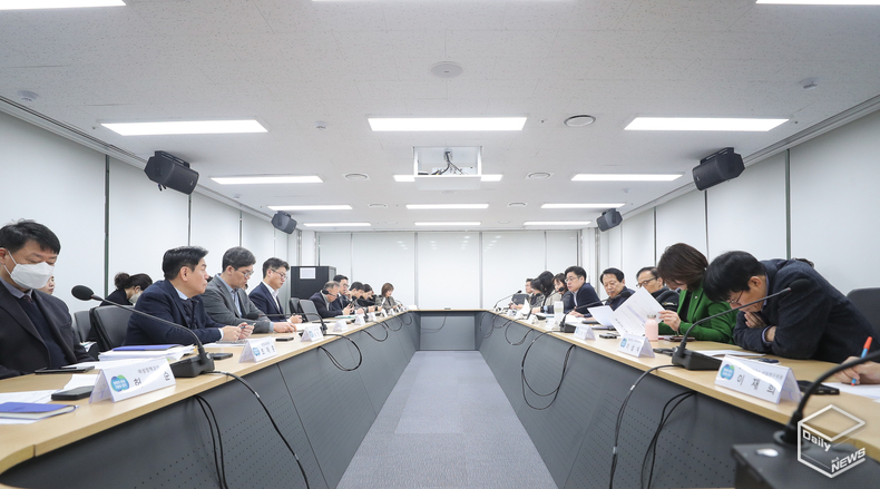 인구·저출생 전담조직은 인구정책 중점과제에 대한 점검과 과제 발굴을 추진한다. 