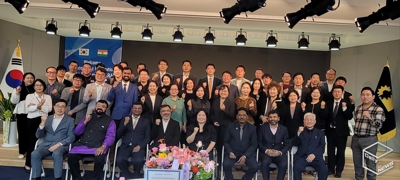 세미나에는 인도 구자라트주 관계자, 평택상공회의소 회원사, 기업관계자들이 참석했다. 