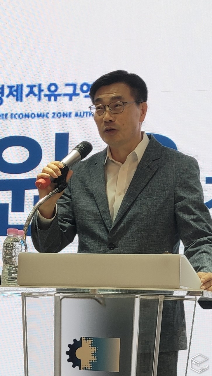 최원용 경기경제자유구역청장