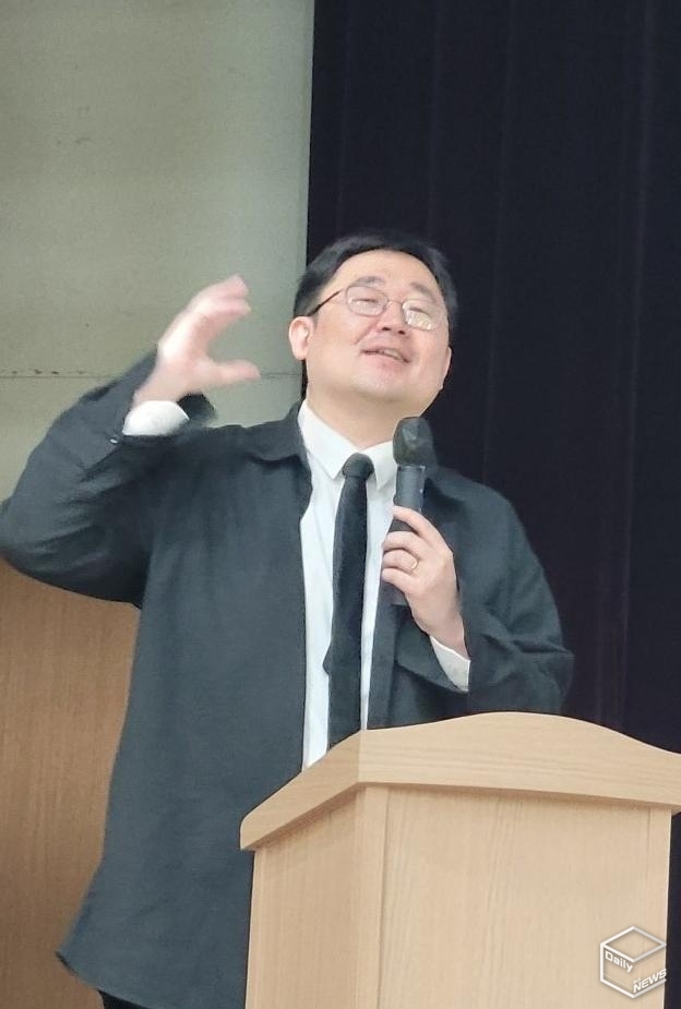 초청강사 곽재식 SF 소설가