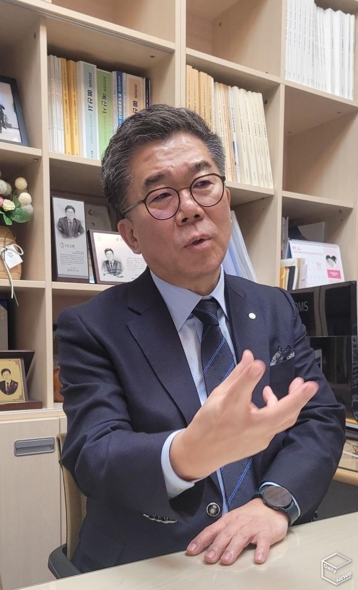 이윤하 의원