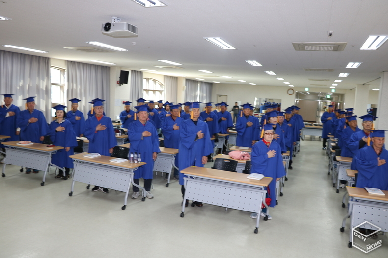 (사)대한노인회 평택시지회(지회장 이익재)는 지난 2일부터 3일까지 1박2일동안 무주 우정연수원에서 노인지도자 교육을 실시했다.