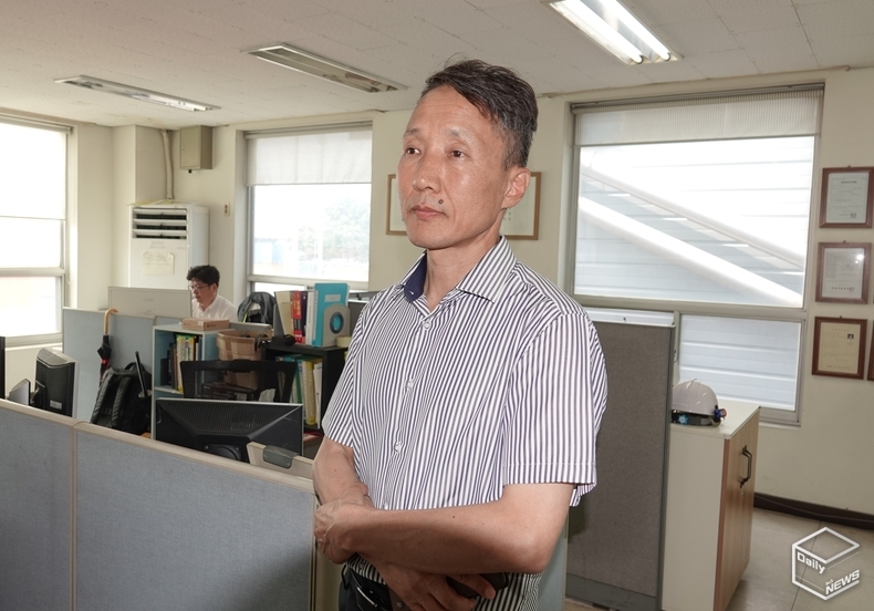  김 부사장은 평택항이 후발 주자라는 인식이 자격지심으로 작용해서는 안 된다고 밝혔다. 