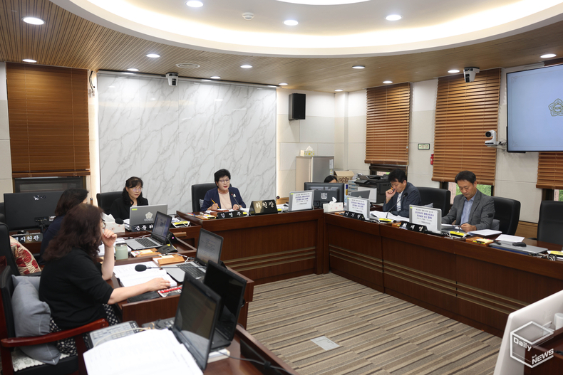 기획행정위원회(사진=평택시의회)