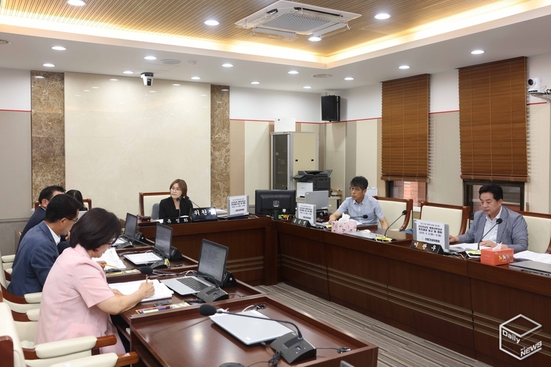 산업건설위원회(사진=평택시의회)
