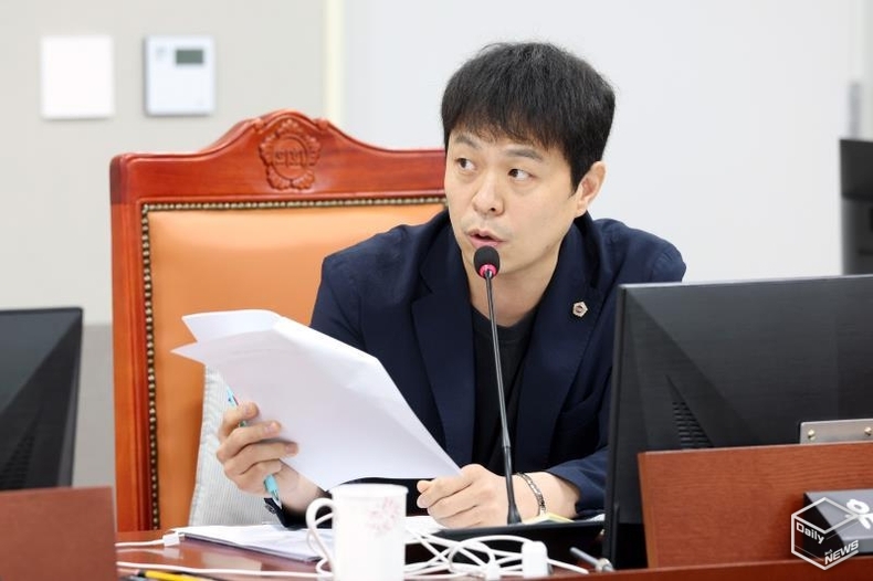 유영일 의원(사진=경기도일간기자단)