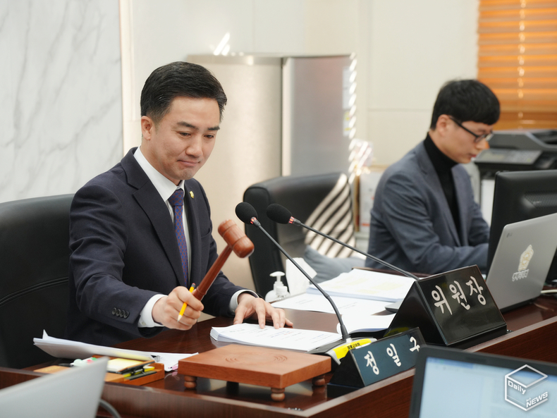 정 의원은 언제나 ‘시민이 시정의 중심’이라는 생각으로 현장에서 답을 찾는 실천형 의원으로 남겠다고 밝혔다.(사진=평택시의회)