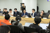경기도, 육아 대책 하루 절반만 근무 주 4일 출근 선택 지원
