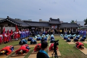 주민‧외국인 직접 참여 주민 주도 전통문화축제로 자리매김