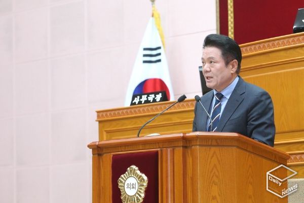 최대호 안양시장 의회 시정연설 “경부선 지하화 등 시민과 함께 미래 개척”