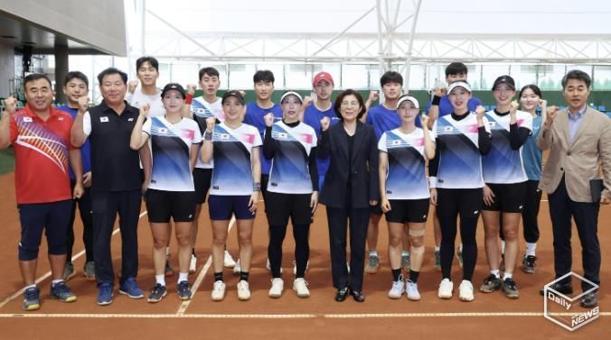 김보라 안성시장, 세계선수권대회 앞둔 소프트테니스 국가대표 선수단 격려