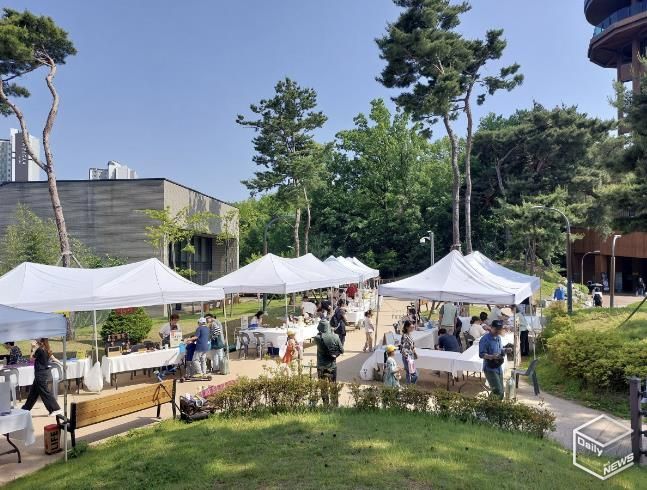 지난 5월 열린 플리마켓의 모습