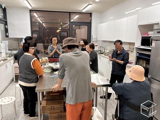 새빛관계망 프로그램을 진행하고 있는 모습.