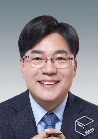 경기도의회 최만식 의원(더불어민주당, 성남2)