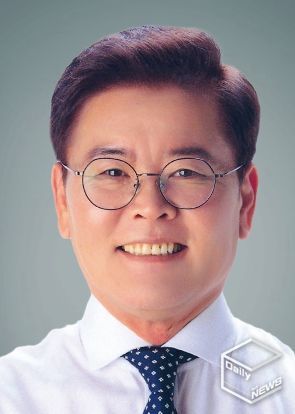 경기도의회 문화체육관광위원회 홍원길 의원(국민의힘, 김포1)