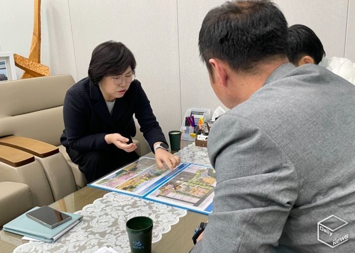 이애형 위원장, 한주어린이공원 시설 재정비를 위한 논의 가져