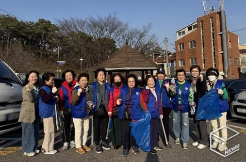 수원시 영통구 매탄1동 바르게살기운동위원회, 공영주차장 대청소 실시