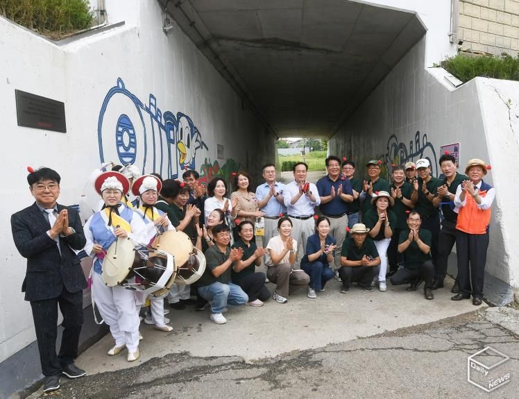 오산시 세마동, ‘제3회 문화강좌 수강생 발표회 및 아나바다 장터’ 성황리 개최