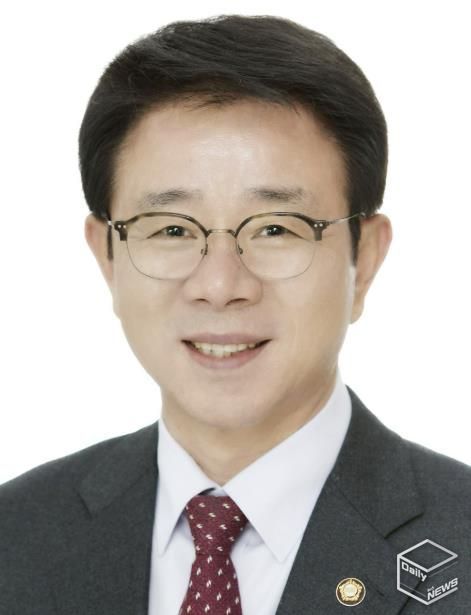 용인특례시의회 김윤선 의원 대표발의 용인시의회 윤리특별위원회 구성과 운영에 관한 규칙 일부개정규칙안 본회의 통과