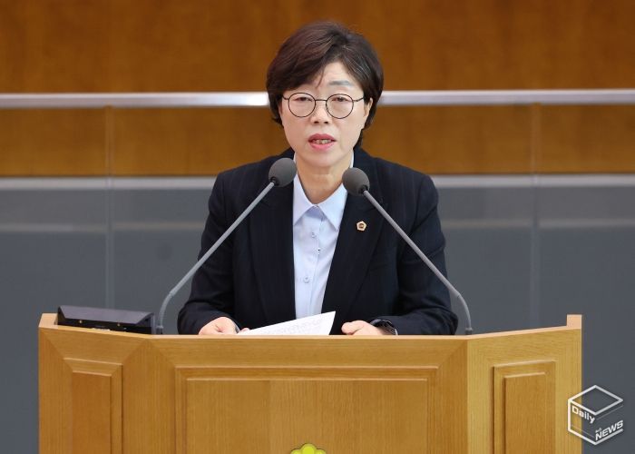 경기도의회 건설교통위원회 박옥분 의원(더불어민주당, 수원2)