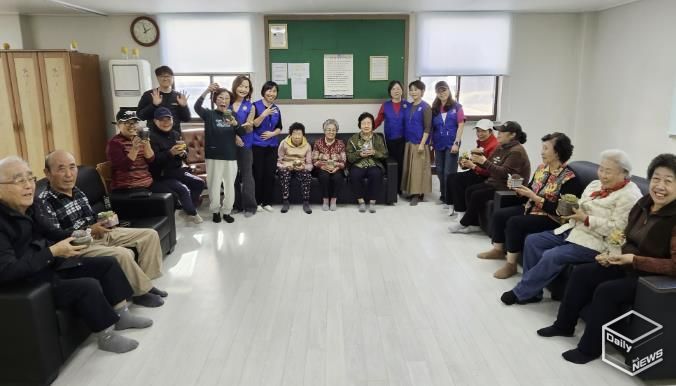 수원시 영통구 매탄4동 바르게살기운동위원회 세 번째 경로당 방문 !!