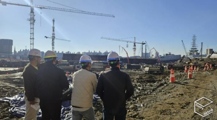 지난 28일 이목동 공동주택 신축 건설공사장을 점검하는 모습