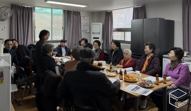 수원시 팔달구 화서2동, 경로당협의회 12월 월례회의 개최