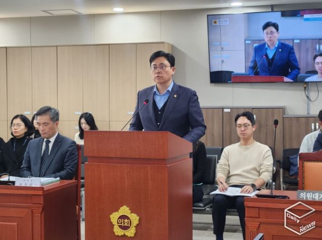 경기도의회 이용욱 의원