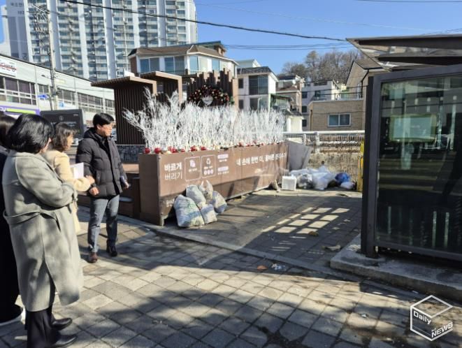 용인특례시 처인구가 3월 1일 용인FC 개막전이 열리는 용인미르스타디움 주변을 점검했다.
