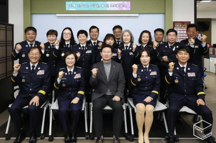 이상일 용인특례시장은 26일 의용소방연합회 임원단과 간담회를 진행했다