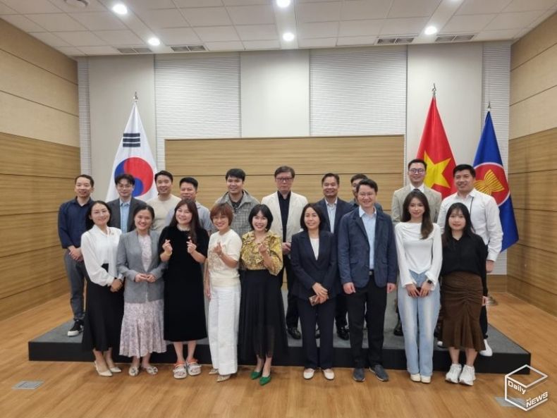 BAViK, 재외 베트남인 국가위원회 대표단과의 만남 행사 참석